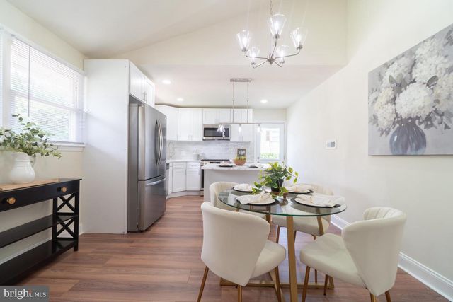 2104 WILDWOOD DR, Wilmington, DE 19805