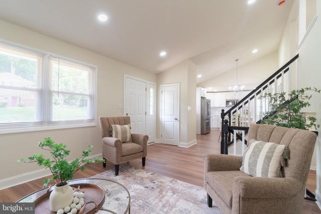 2104 WILDWOOD DR, Wilmington, DE 19805