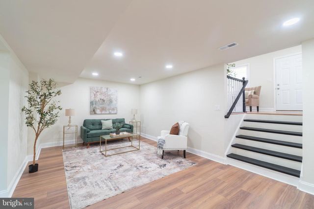 2104 WILDWOOD DR, Wilmington, DE 19805