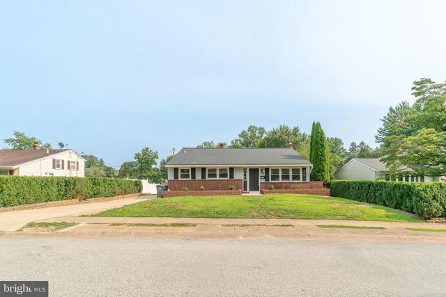 2104 WILDWOOD DR, Wilmington, DE 19805