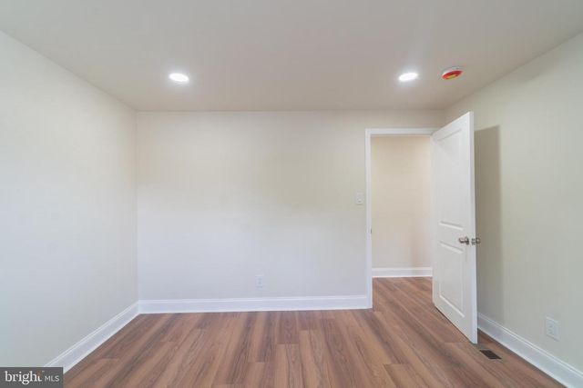 2104 WILDWOOD DR, Wilmington, DE 19805
