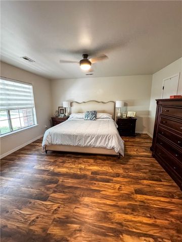 1323 San Miguel Drive, Springdale, AR 72762