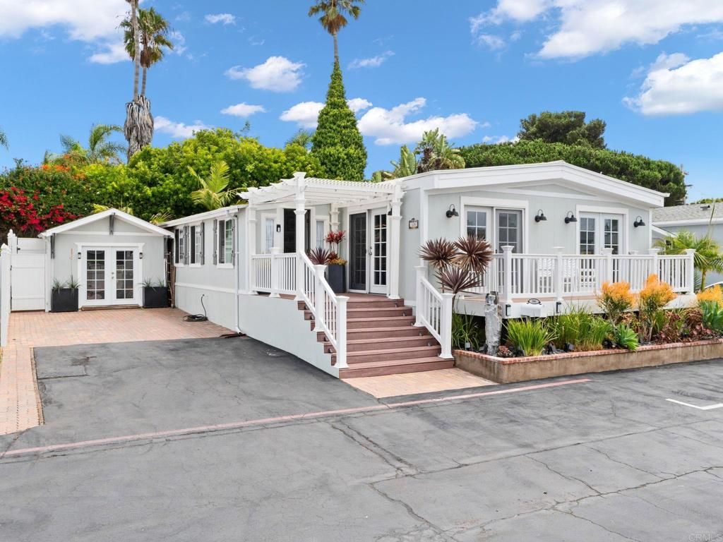 699 N Vulcan Avenue 106, Encinitas, CA 92024 — exterior