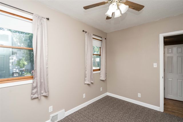 1120 Maish Avenue, Des Moines, IA 50315
