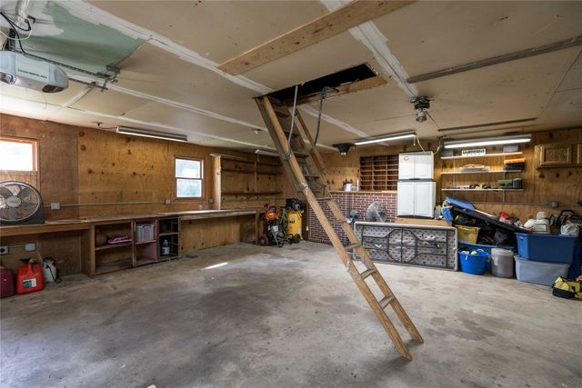 1120 Maish Avenue, Des Moines, IA 50315