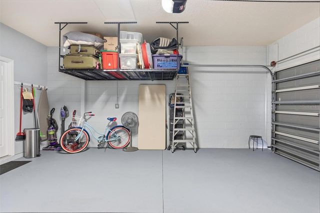 207 COLETON LANE, Deland, FL 32724