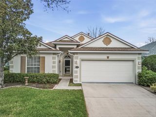 207 COLETON LANE, Deland, FL 32724