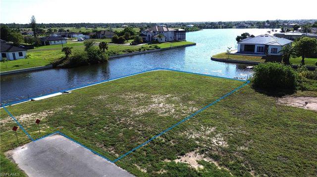 1919 NE 10th AVE, Cape Coral, FL 33909
