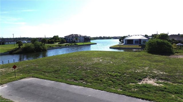 1919 NE 10th AVE, Cape Coral, FL 33909