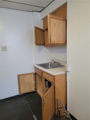 799 Cherokee St, Hill District, PA 15219