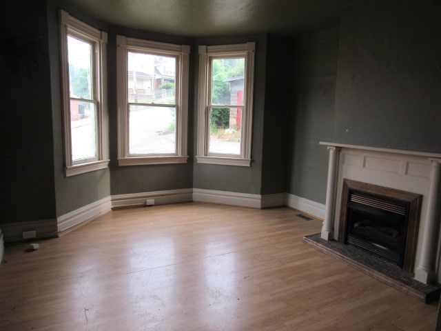 608 George Street, Wilmerding, PA 15148