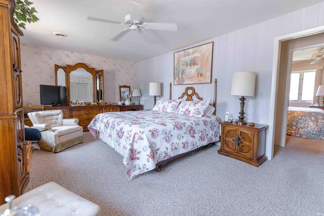 9980 N Marine Key Drive, Syracuse, IN 46567