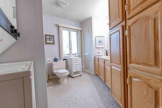 9980 N Marine Key Drive, Syracuse, IN 46567