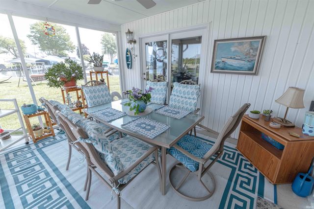 9980 N Marine Key Drive, Syracuse, IN 46567