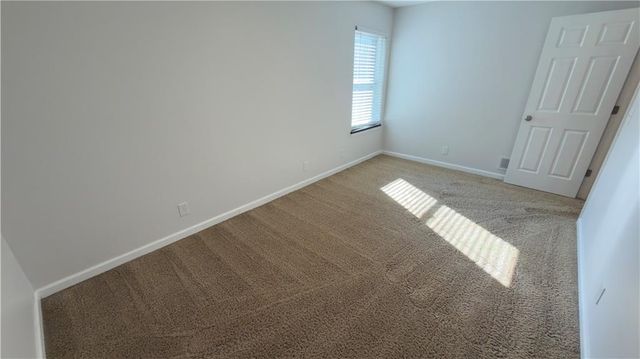 1397 S Brentwood Drive, Olathe, KS 66062