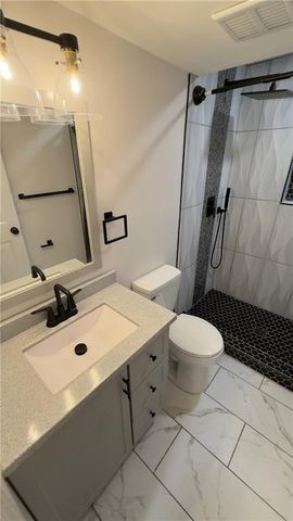 1397 S Brentwood Drive, Olathe, KS 66062