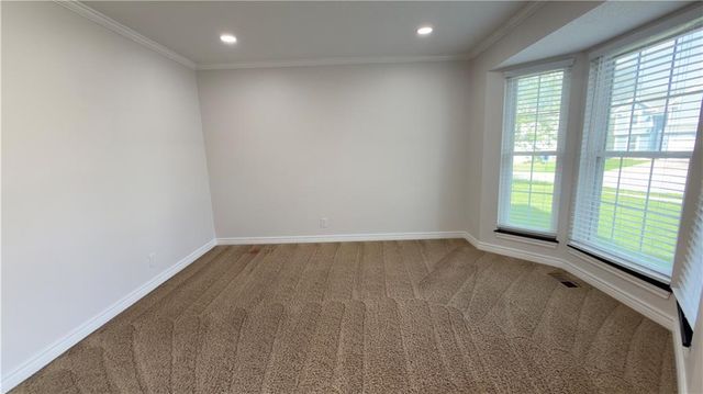 1397 S Brentwood Drive, Olathe, KS 66062