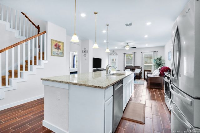 2414 Valencia Crest, San Antonio, TX 78245