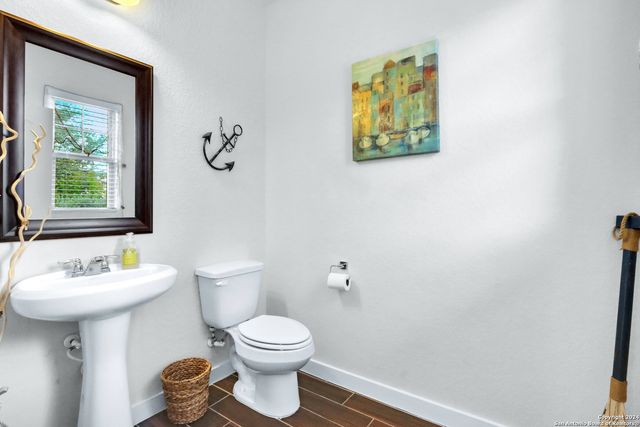 2414 Valencia Crest, San Antonio, TX 78245