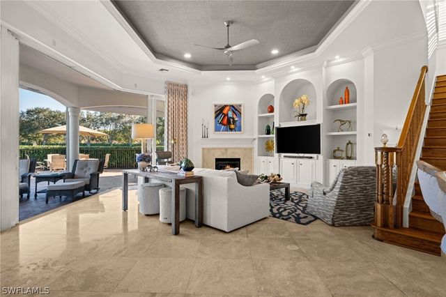 8812 Muirfield DR, Naples, FL 34109