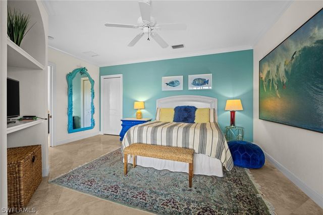 8812 Muirfield DR, Naples, FL 34109