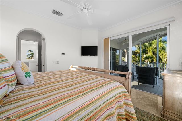 8812 Muirfield DR, Naples, FL 34109