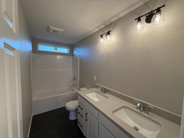 4603 Sonoma Drive, Cedar Falls, IA 50613