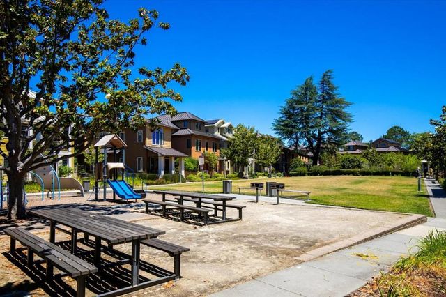 4245 Rickeys Way D, Palo Alto, CA 94306
