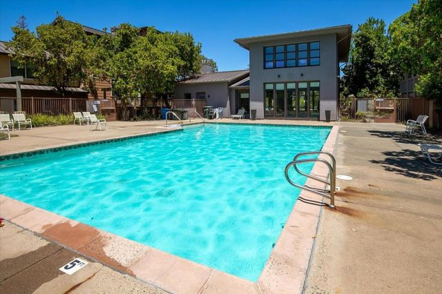 4245 Rickeys Way D, Palo Alto, CA 94306