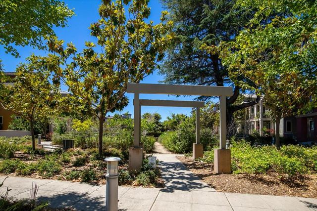 4245 Rickeys Way D, Palo Alto, CA 94306