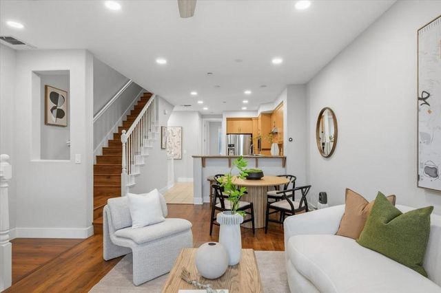 4245 Rickeys Way D, Palo Alto, CA 94306