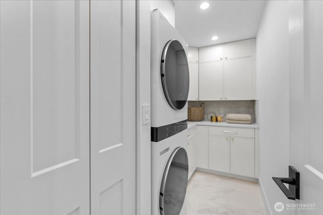 4011 SW Maryland Place, Seattle, WA 98116