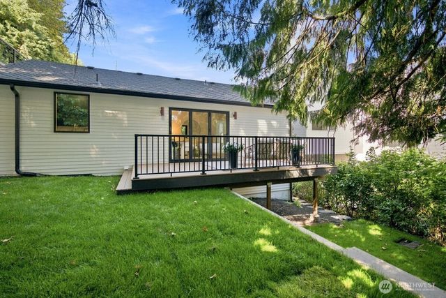 4011 SW Maryland Place, Seattle, WA 98116