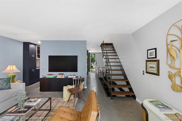 1351 Nicolet Place, Detroit, MI 48207