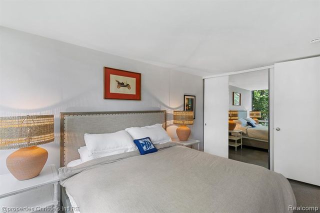 1351 Nicolet Place, Detroit, MI 48207