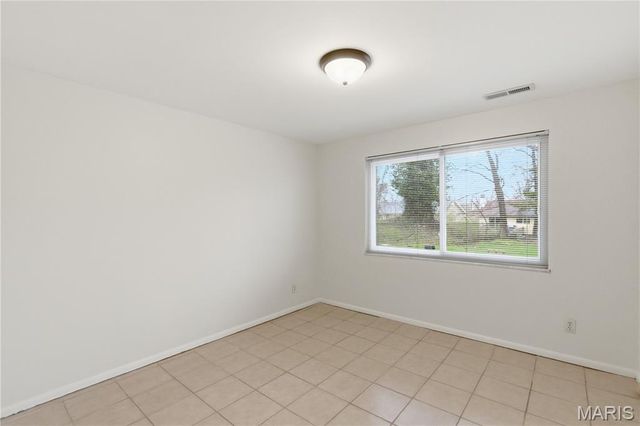 5325 Springtrail Drive, Black Jack, MO 63033