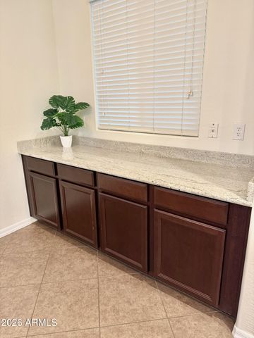 2564 E ORLEANS Drive, Gilbert, AZ 85298
