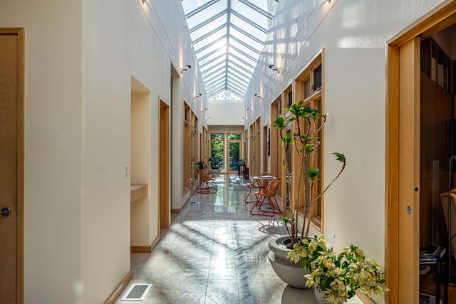 786 Pompadour Drive, Ashland, OR 97520