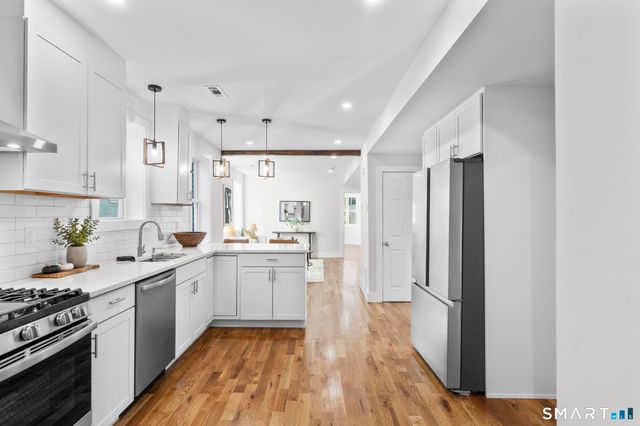 54 Plaza Avenue 1, Waterbury, CT 06710