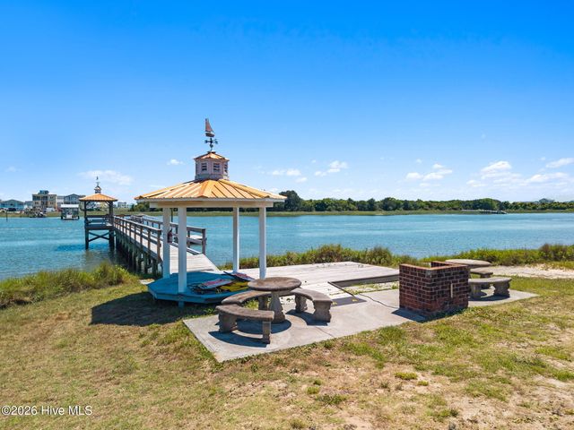 2675 Nags Head Road SW, Supply, NC 28462