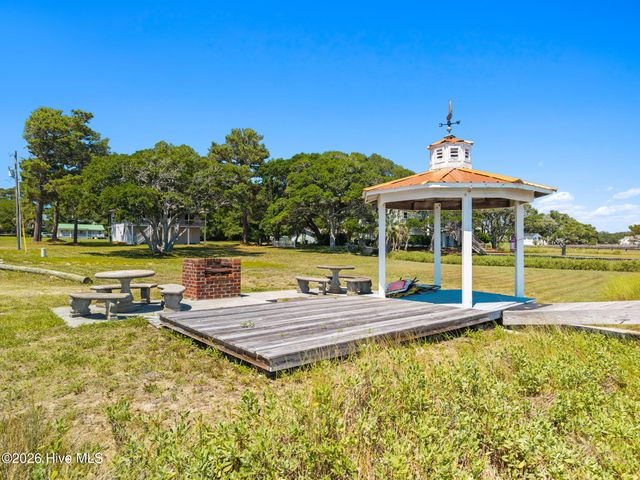 2675 Nags Head Road SW, Supply, NC 28462