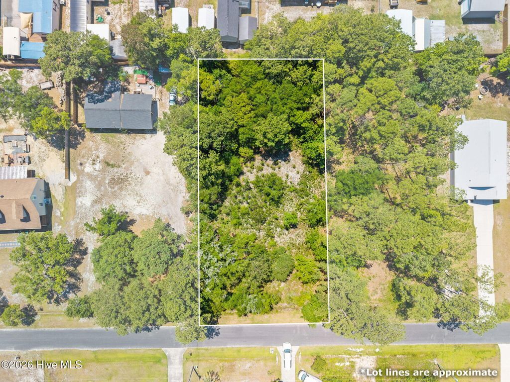 2675 Nags Head Road SW, Supply, NC 28462