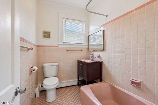 803 Devon St, Kearny Town, NJ 07032