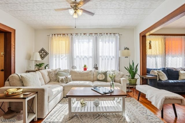 803 Devon St, Kearny Town, NJ 07032