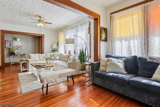 803 Devon St, Kearny Town, NJ 07032