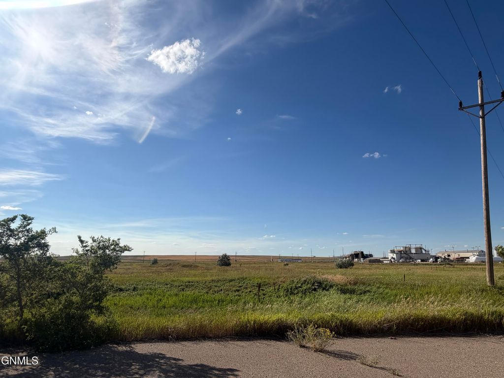 L 1, B 1 13 Mile Center Road NW, Williston, ND 58801 photo 2