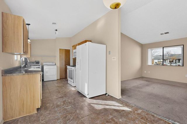 480 Chippewa Drive SW, Rio Rancho, NM 87124