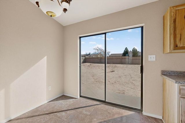 480 Chippewa Drive SW, Rio Rancho, NM 87124