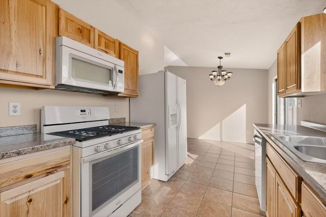 480 Chippewa Drive SW, Rio Rancho, NM 87124