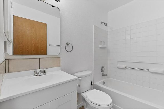 480 Chippewa Drive SW, Rio Rancho, NM 87124